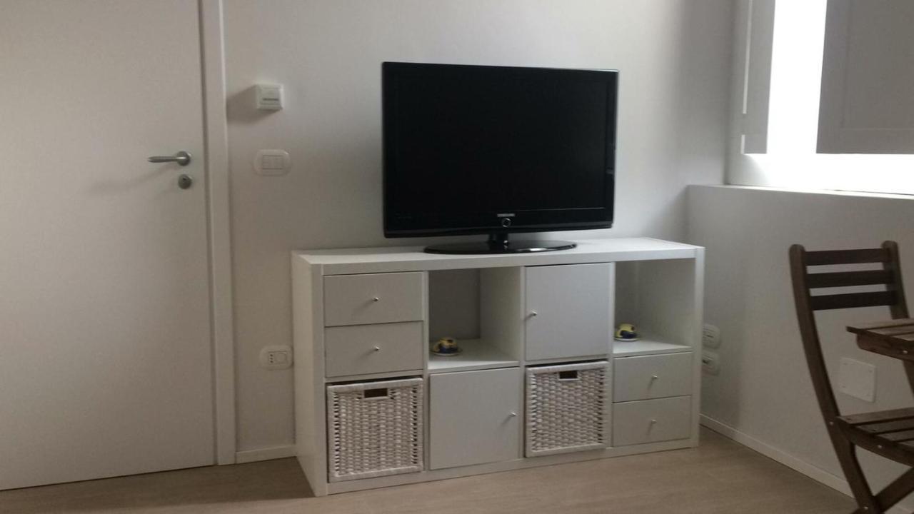לינה וארוחת בוקר איסקיה Molo35 מראה חיצוני תמונה