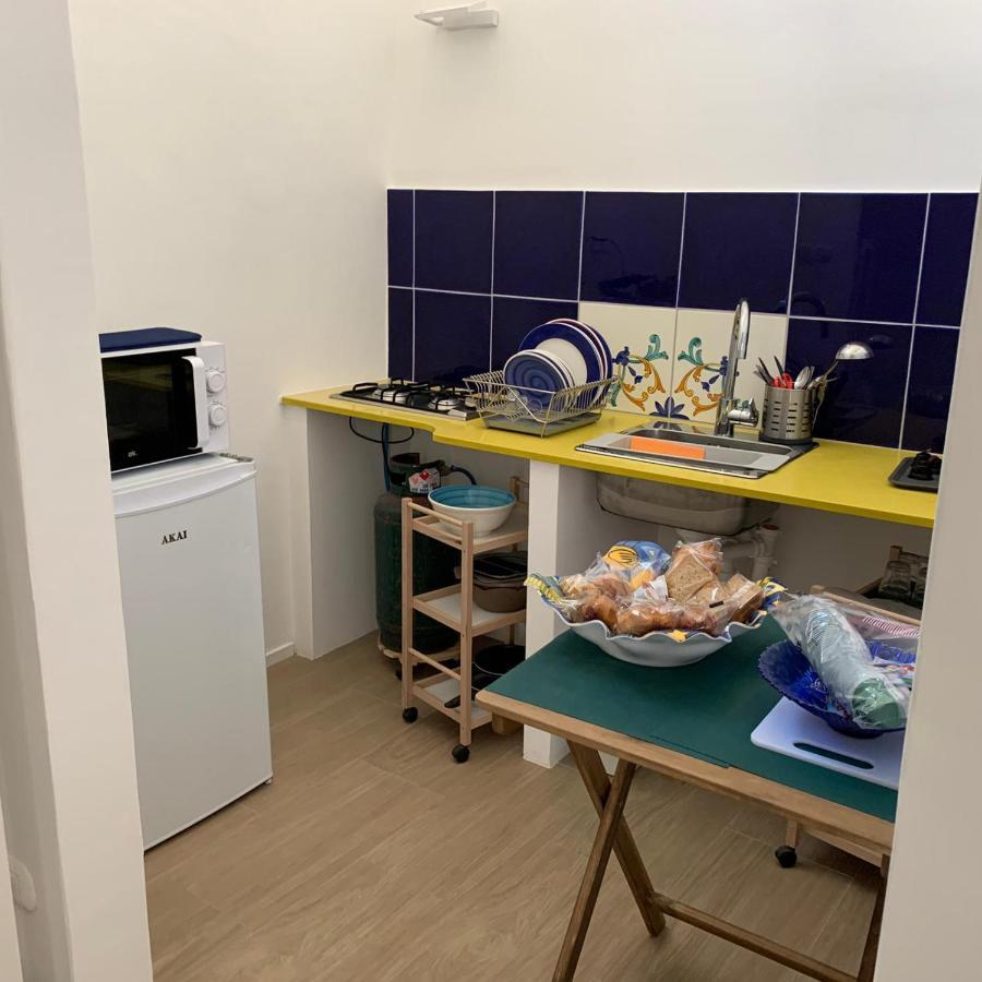 לינה וארוחת בוקר איסקיה Molo35 מראה חיצוני תמונה